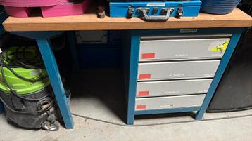 Werkbank te koop beschikbaar voor biedingen