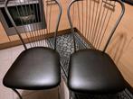 2 keukenstoelen met zwarte leren zitting, Huis en Inrichting, Stoelen, Ophalen, Gebruikt, Twee, Zwart