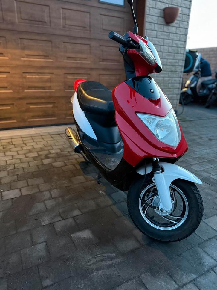 Turbho a klasse (1795KM)‼️‼️, Fietsen en Brommers, Scooters | Piaggio, Zo goed als nieuw, Ophalen