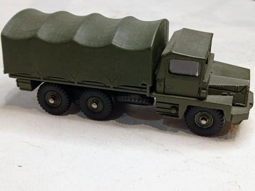DINKY TOYS FRANCE BERLIET GAZELLE REF 824, Hobby & Loisirs créatifs, Voitures miniatures | 1:43, Comme neuf, Bus ou Camion, Dinky Toys