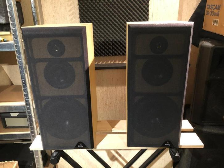 HIFI, Audio, Tv en Foto, Luidsprekerboxen, Gebruikt, Front, Rear of Stereo speakers, 60 tot 120 watt, Overige merken, Ophalen