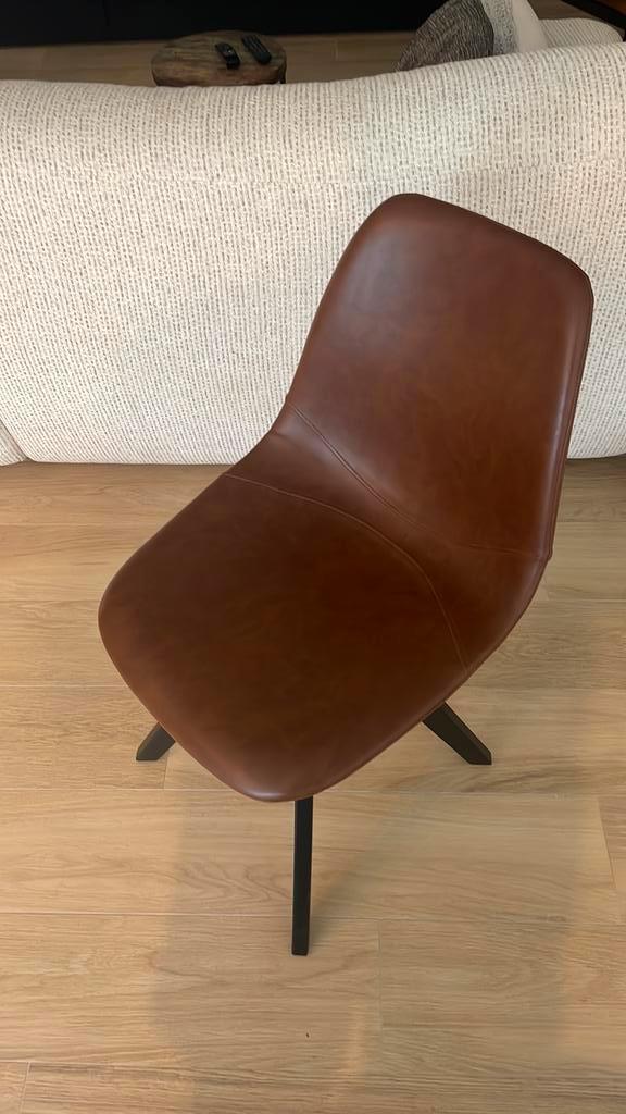 6 cognac kuipstoelen (Overstock), Huis en Inrichting, Stoelen, Zo goed als nieuw, Vijf, Zes of meer stoelen, Kunststof, Bruin