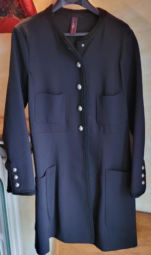 HIGH EVERYDAY COUTURE halflange zwarte avondjas ALS NIEUW, Kleding | Dames, Jassen | Winter, Zo goed als nieuw, Maat 46/48 (XL) of groter