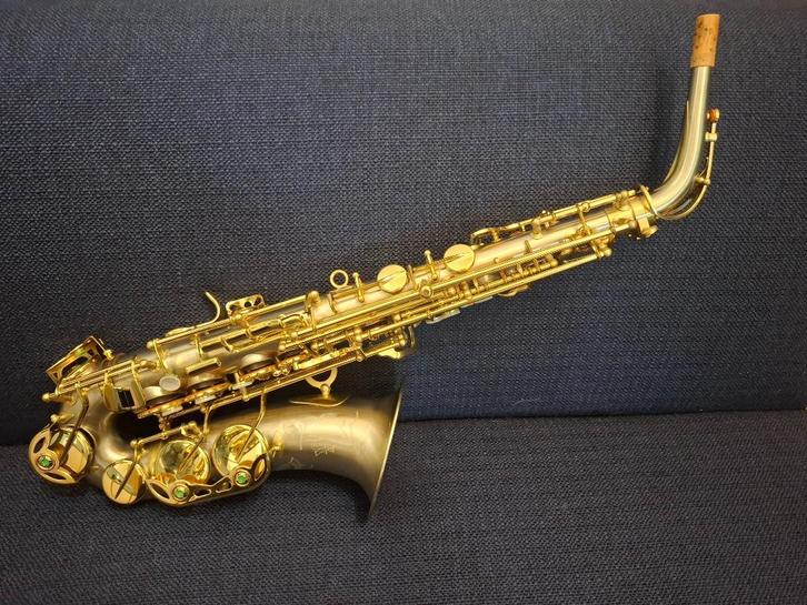 Keilwerth solid nikkel brushed altsaxofoon, Muziek en Instrumenten, Blaasinstrumenten | Saxofoons, Zo goed als nieuw, Alt, Met koffer