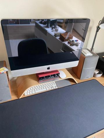 Apple iMac 21.5inch beschikbaar voor biedingen