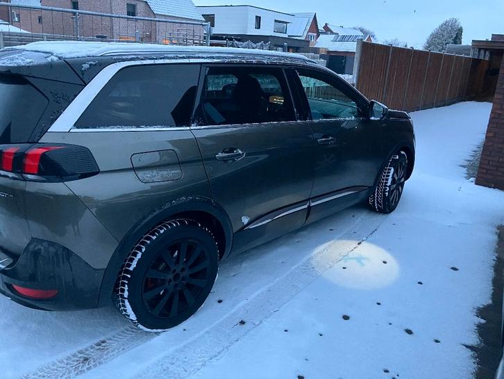 Peugeot 5008 GT, Autos, Peugeot, Particulier, Caméra 360°, ABS, Caméra de recul, Phares directionnels, Régulateur de distance