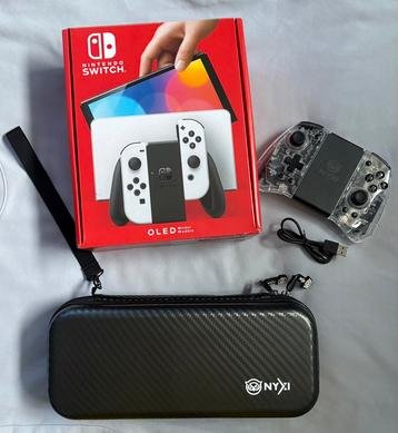 Nintendo Switch Oled - Étui Nyxi en carbone - Manette Nyxi, Enlèvement ou Envoi, Comme neuf, Switch OLED