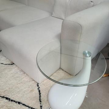 Teardrop koffietafel  beschikbaar voor biedingen