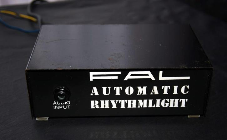 FAL automatic RHYTHMLIGHT lichtorgel by PULSAR England, Musique & Instruments, Lumières & Lasers, Utilisé, Lumières, Commande sonore