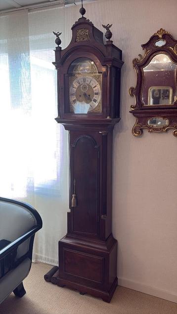 18e eeuwse Grandfather klok staand horloge mahonie, Antiek en Kunst, Ophalen