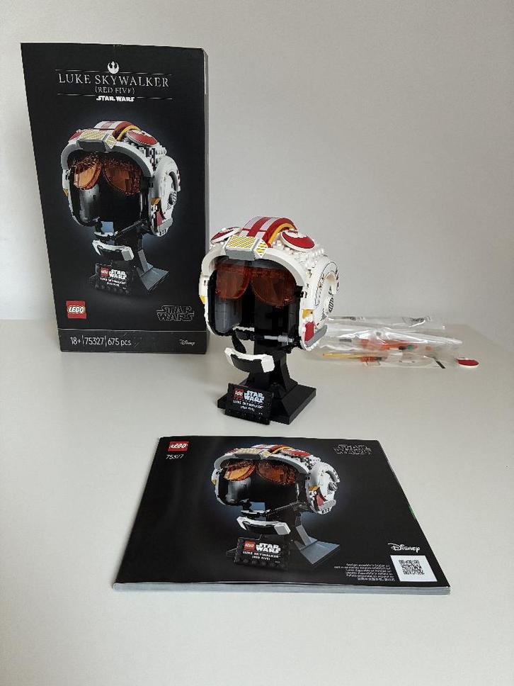 De rode vijfhelm van Luke Skywalker - Lego #75327, Kinderen en Baby's, Speelgoed | Duplo en Lego, Zo goed als nieuw, Lego, Complete set