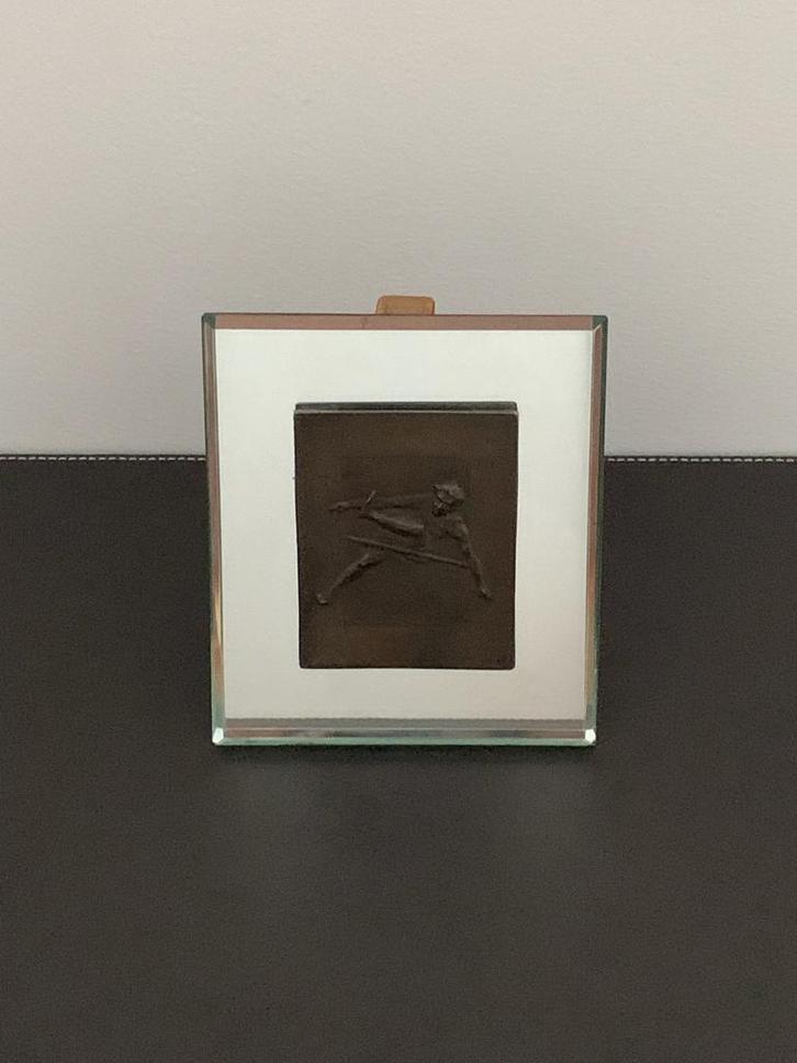 Bronzen medaille gesigneerd A.CROS op afgeschuind glas, Antiek en Kunst, Antiek | Brons en Koper, Ophalen of Verzenden