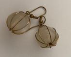Bol oorbellen, Handtassen en Accessoires, Oorbellen, Ophalen of Verzenden, Zo goed als nieuw, Wit, Hangers