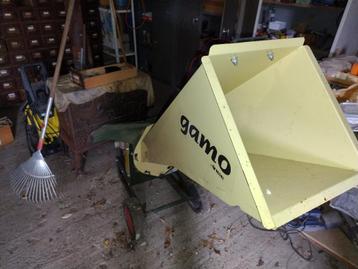 Hakselaar op naft beschikbaar voor biedingen