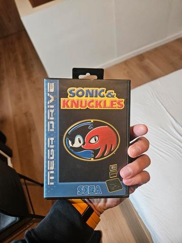 Sonic & Knuckles - Sega Megadrive  beschikbaar voor biedingen