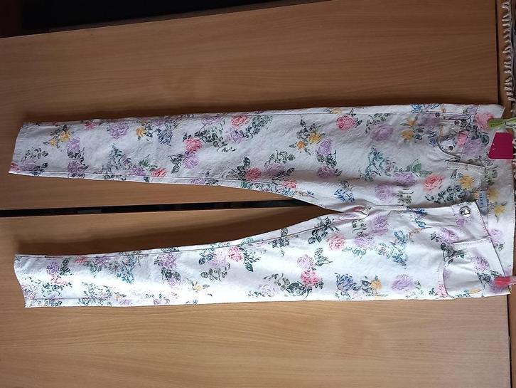 Pantalon femme coupe jeans S, Kleding | Dames, Spijkerbroeken en Jeans, Nieuw, Overige jeansmaten, Overige kleuren, Ophalen