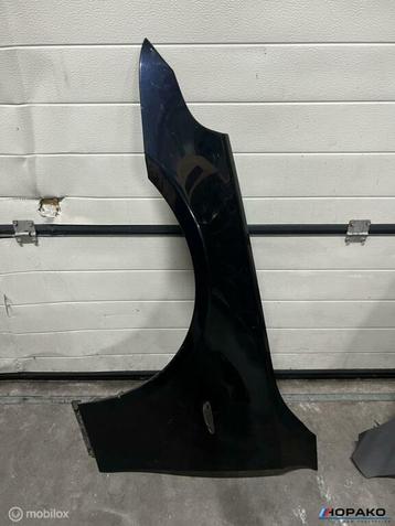 Voorscherm links BMW E60 E61 Carbon Schwarz beschikbaar voor biedingen