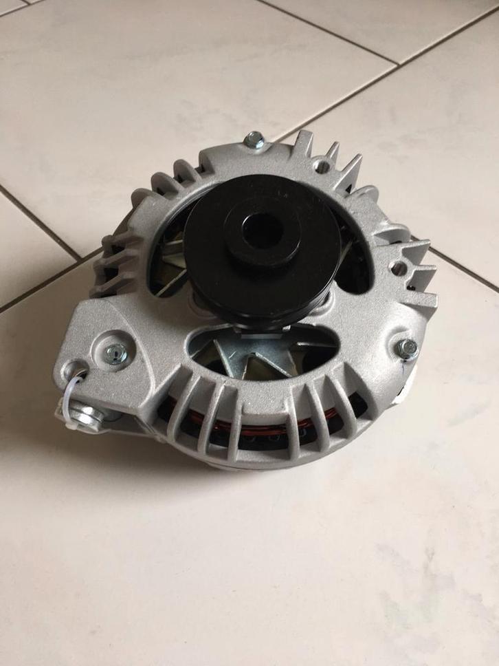 A vendre alternateur 78 ampères (neuf) Dodge w200 d200 b200, Autos : Pièces & Accessoires, Petit matériel, Pièces américaines