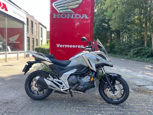 Honda NC750X DCT (bj 2023), Motoren, Motoren | Honda, Bedrijf, Overig, meer dan 35 kW, 2 cilinders