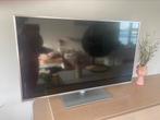 Panasonic Viera LCD TV 110cm, Ophalen, Zo goed als nieuw, LCD, Panasonic