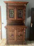 Mechelse (buffet-) kast, Ophalen