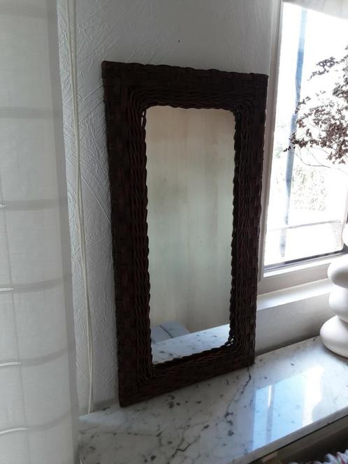 Rotan spiegel ! Prachtige staat, Huis en Inrichting, Woonaccessoires | Spiegels, Ophalen