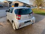 Toyota iQ 1.33i VVT-i Premium, Auto's, 4 zetels, Zwart, 72 kW, Leder