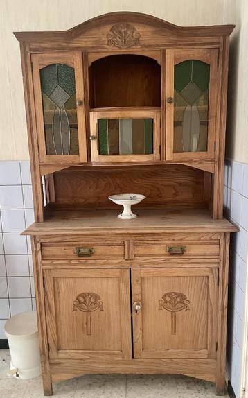 kasten  beschikbaar voor biedingen