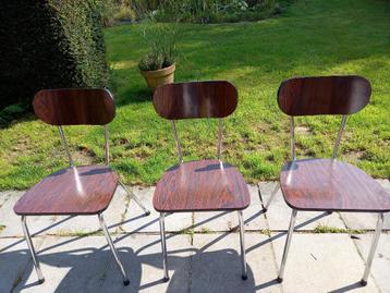 Chaise en formica beschikbaar voor biedingen
