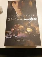 Mary Hoffman - Stad van maskers STEAVAGANZA 1, Boeken, Kinderboeken | Jeugd | 13 jaar en ouder, Ophalen of Verzenden, Zo goed als nieuw