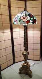Lampadaire Magnifique lampadaire style Tiffany, Antiquités & Art, Antiquités | Éclairage, Enlèvement