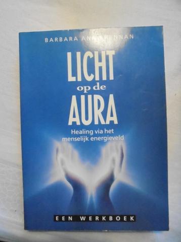 Werkboek "Licht op de aura" Barbara Ann Brennan beschikbaar voor biedingen