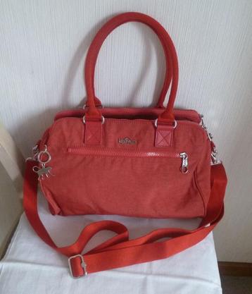 Kipling grote handtas of band met aardbeien + metalen aap „N beschikbaar voor biedingen