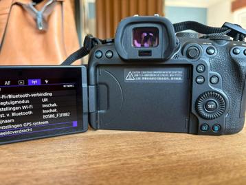 Te koop: Canon EOS R6 beschikbaar voor biedingen