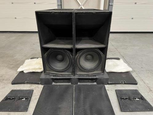 2x Martin Audio W8S 18"/15" sub + wheels + cover!, Audio, Tv en Foto, Luidsprekerboxen, Gebruikt, Subwoofer, 120 watt of meer
