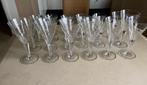 OUD GLAZEN SERVIES (23 stuks), Ophalen