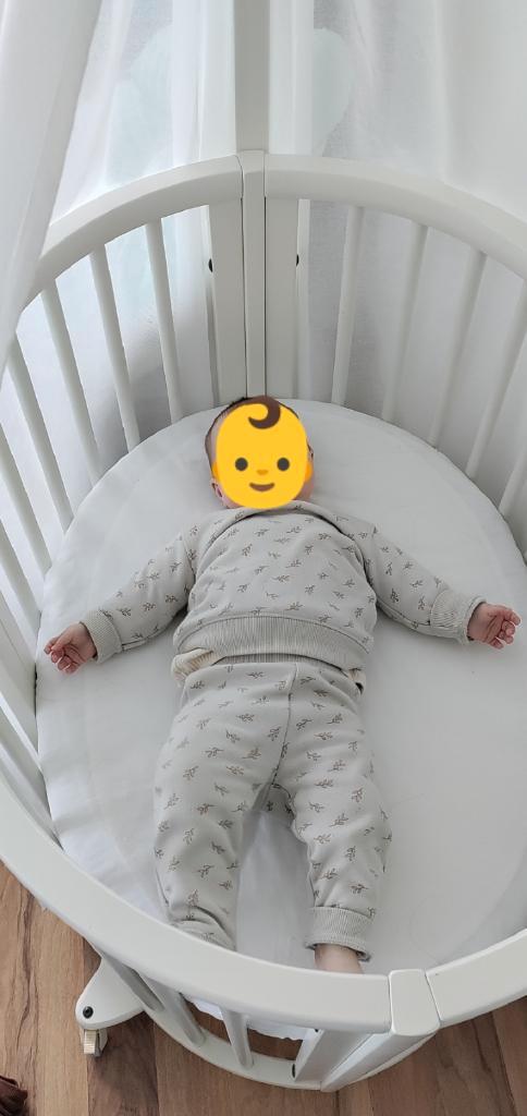Stokke Sleep wiegje en meegroeidbed - complete set, Kinderen en Baby's, Babywiegjes en Ledikanten, Zo goed als nieuw, Wieg, Ophalen