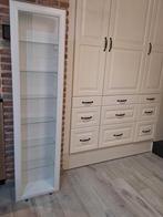 Witte vitrinekast / hangkast met glazen legplanken, Ophalen, Glas