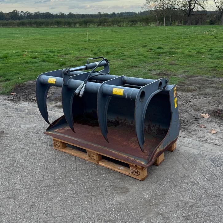 Gebruikte 140cm Pelikaanbak / Mestklem, Zakelijke goederen, Machines en Bouw | Kranen en Graafmachines, Wiellader of Shovel, Ophalen of Verzenden