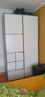 Armoire Vitshus ikea, Comme neuf, Enlèvement