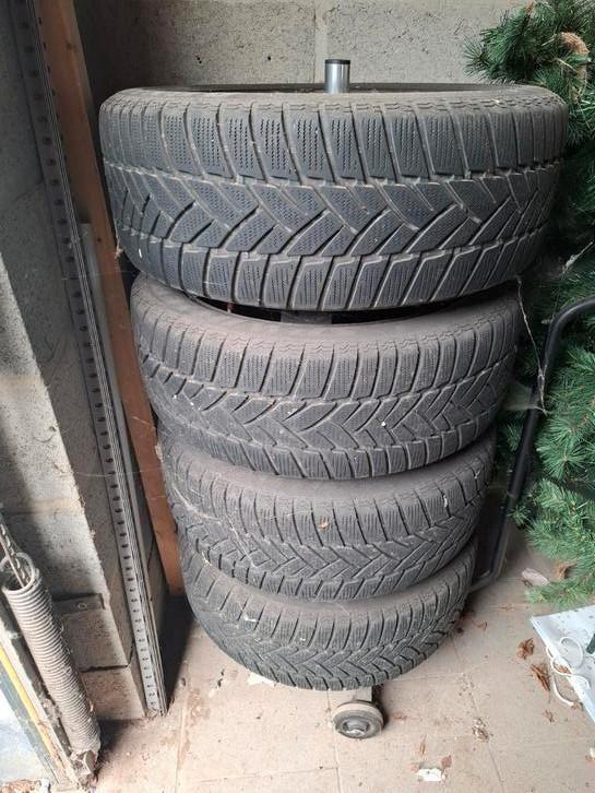 Winterbanden op velg Opel Astra J, Auto-onderdelen, Banden en Velgen, Band(en), Winterbanden, Gebruikt, Ophalen