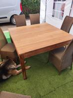 Teak tafel 145m op 145m met 6 rieten stoelen., Ophalen, Gebruikt