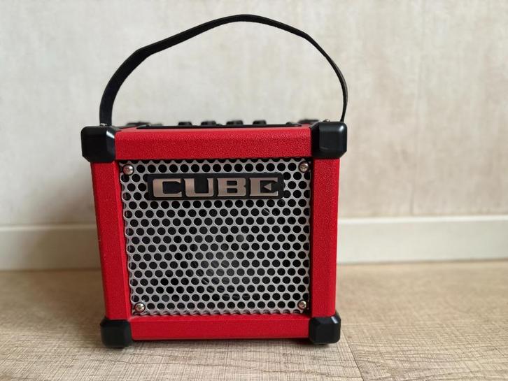 Roland micro cube, Muziek en Instrumenten, Versterkers | Bas en Gitaar, Zo goed als nieuw, Gitaar, Minder dan 50 watt, Ophalen