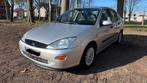 Ford focus 1.8TDDI GHIA  GEKEURD 1750€, Auto's, Focus, Elektrische ramen, 5 deurs, 66 kW