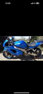 Kawasaki ZX9-R, 4 cilinders, 900 cc, Particulier, Meer dan 35 kW