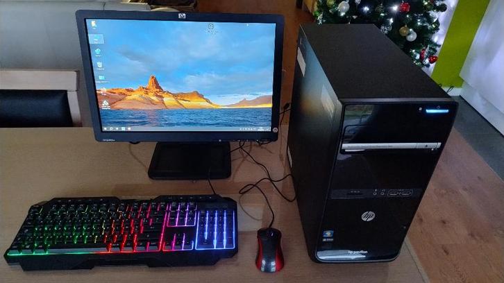 Desktop PC met monitor, muis, keyboard, Computers en Software, Desktop Pc's, Gebruikt, 2 tot 3 Ghz, HDD, 8 GB, Met videokaart
