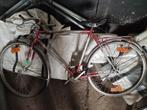 Oude retro fiets met plaatje, Ophalen