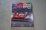 boek 24 LE MANS HOURS 2010-254 pagina's - 33cmx24cm, Boeken, Verzenden, Gelezen