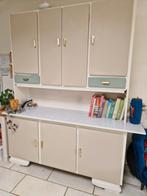 Leuke retro kast b180 xl200, Huis en Inrichting, Kasten | Dressoirs, Ophalen
