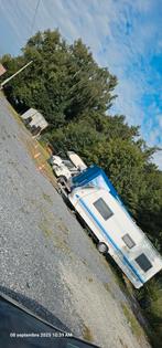 À louer :

Camion (petit camion)

Caravane / Mobilhome pour